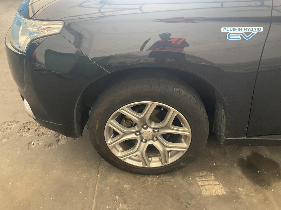 Photo '21' of Mitsubishi Outlander Plugin Photo '21' of Mitsubishi Outlander Plugin