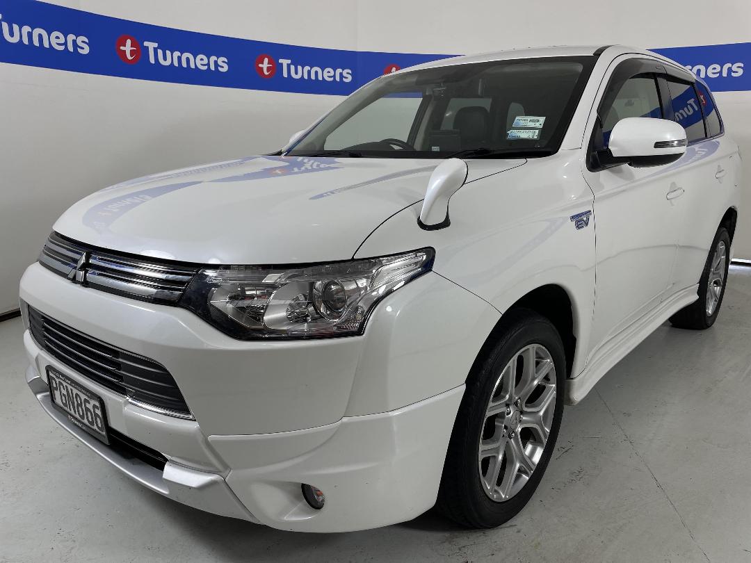 Photo '4' of Mitsubishi Outlander Photo '4' of Mitsubishi Outlander