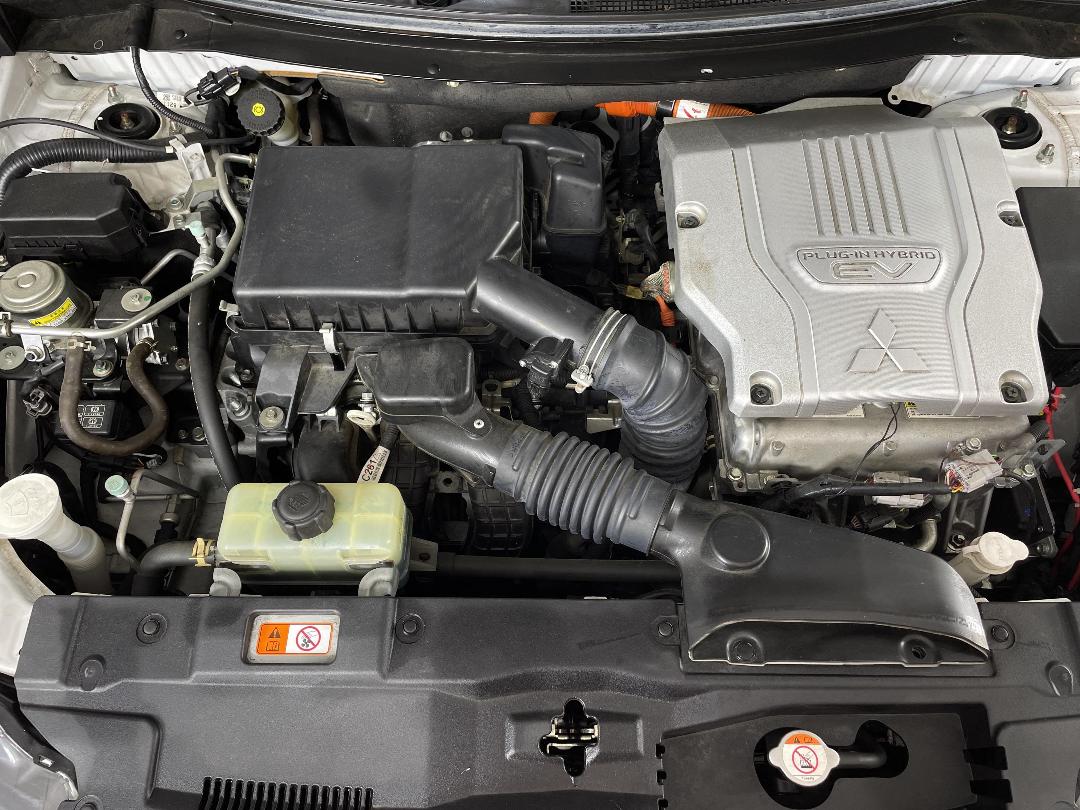 Photo '13' of Mitsubishi Outlander Photo '13' of Mitsubishi Outlander