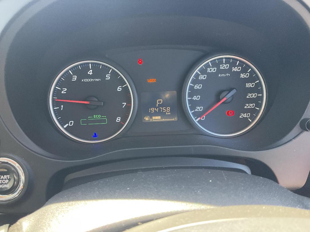 Photo '10' of Mitsubishi Outlander LS Photo '10' of Mitsubishi Outlander LS