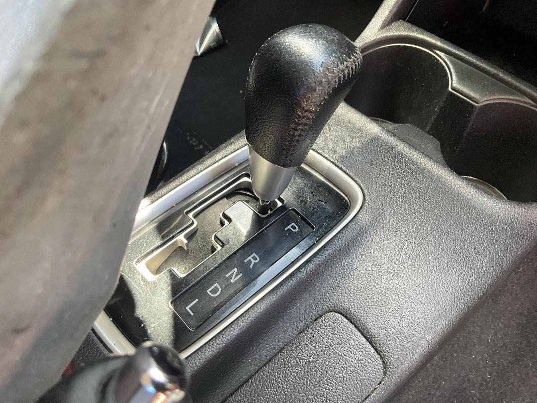 Photo '14' of Mitsubishi Outlander LS Photo '14' of Mitsubishi Outlander LS