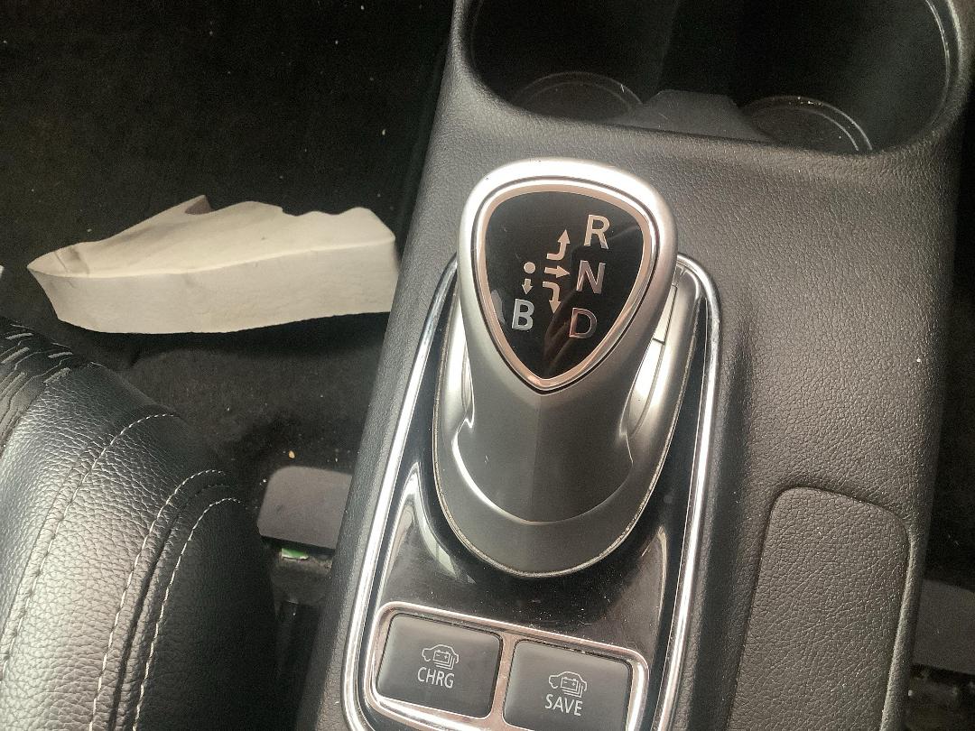 Photo '17' of Mitsubishi Outlander