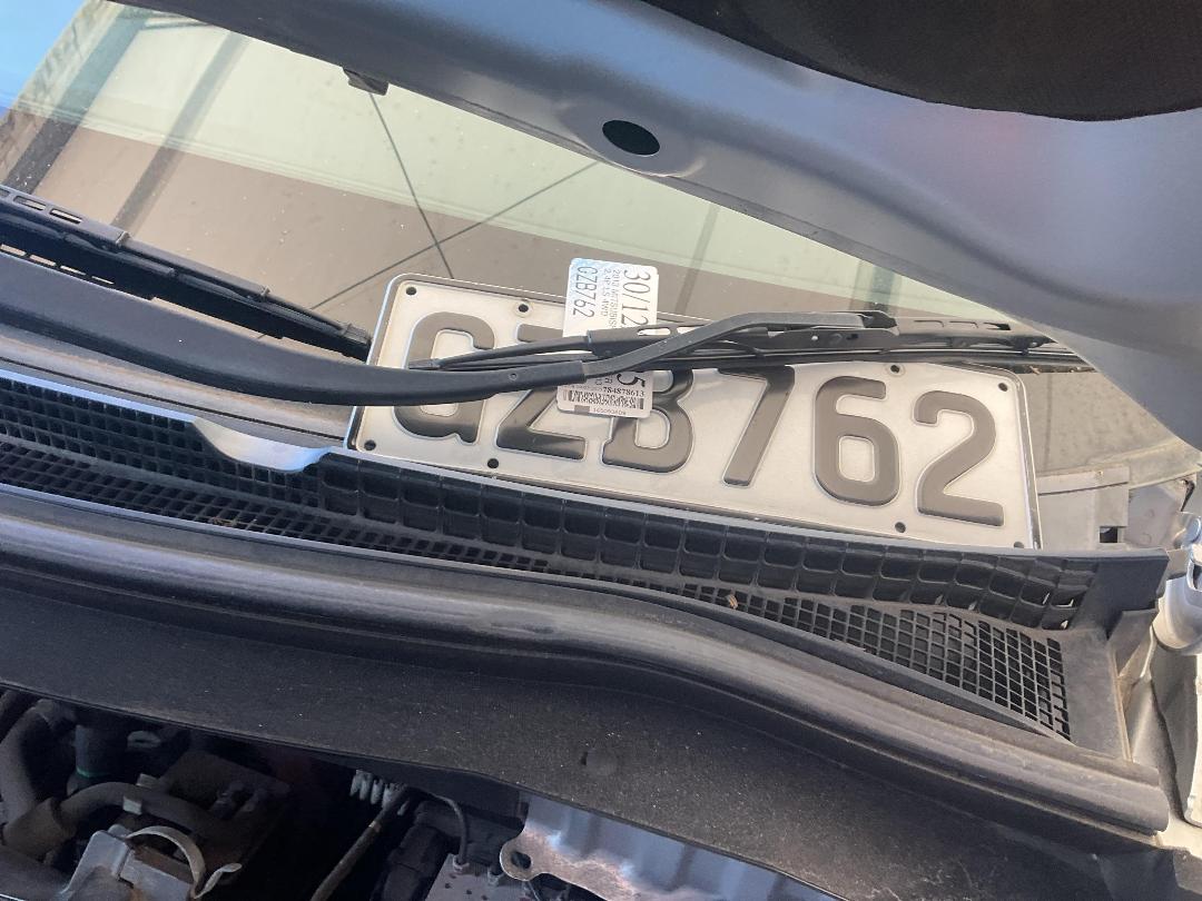 Photo '25' of Mitsubishi Outlander LS