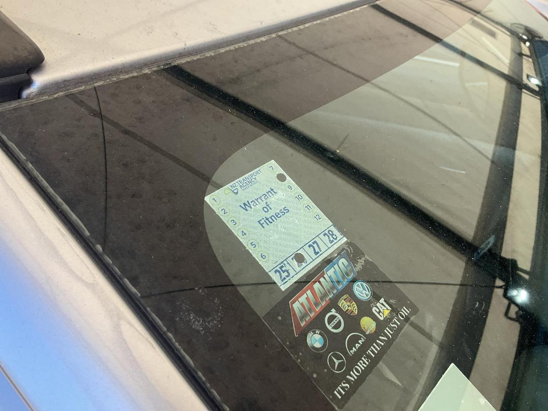 Photo '24' of Mitsubishi Outlander LS