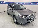Thumbnail '1' of Mitsubishi Outlander