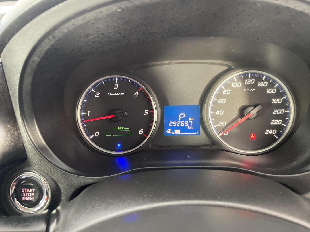 Photo '21' of Mitsubishi Outlander Photo '21' of Mitsubishi Outlander