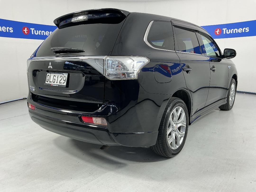 Photo '7' of Mitsubishi Outlander Photo '7' of Mitsubishi Outlander