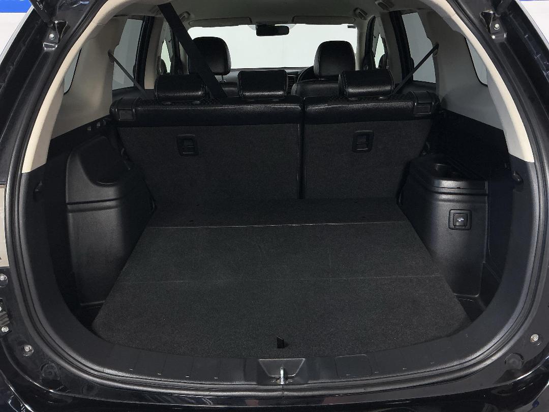 Photo '14' of Mitsubishi Outlander Photo '14' of Mitsubishi Outlander