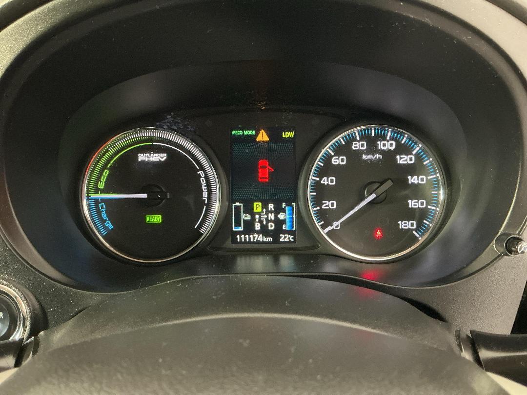 Photo '21' of Mitsubishi Outlander Photo '21' of Mitsubishi Outlander