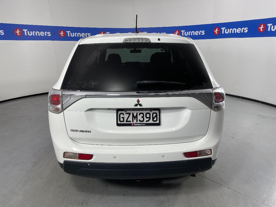 Photo '6' of Mitsubishi Outlander Photo '6' of Mitsubishi Outlander