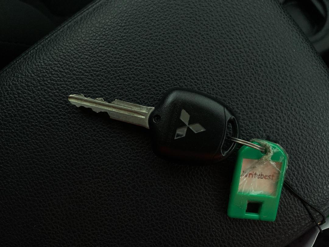 Photo '22' of Mitsubishi Outlander Photo '22' of Mitsubishi Outlander