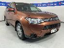 Thumbnail '1' of Mitsubishi Outlander