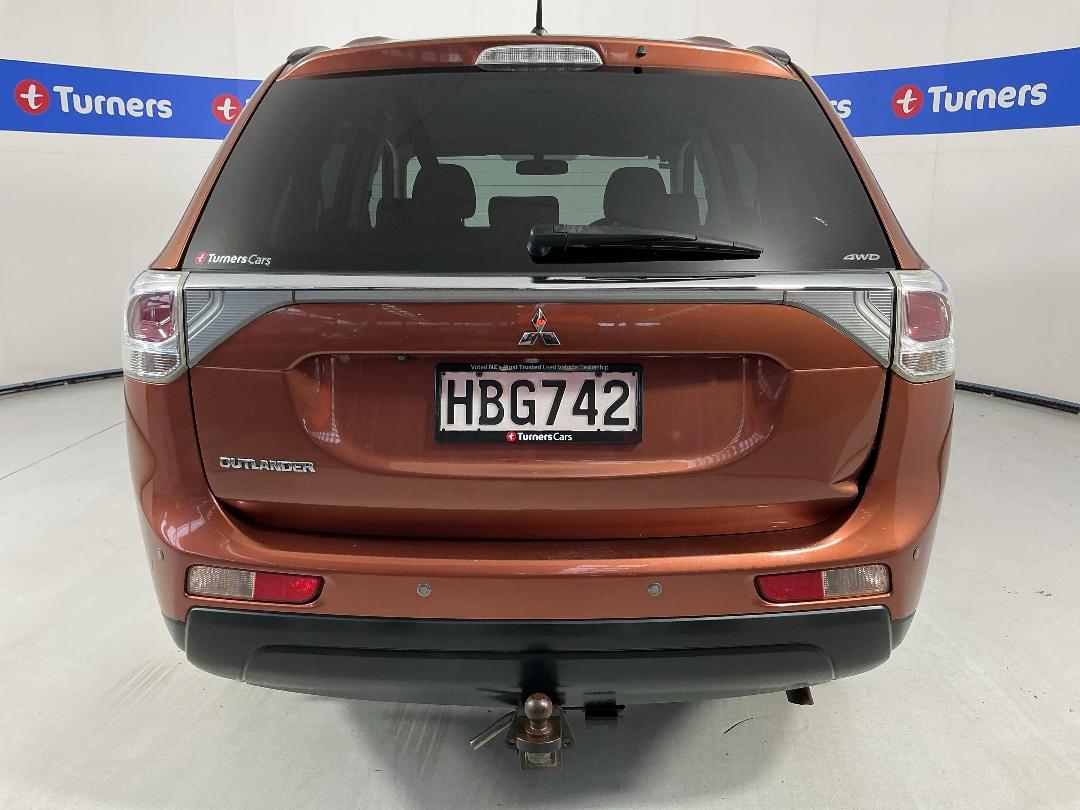 Photo '6' of Mitsubishi Outlander Photo '6' of Mitsubishi Outlander