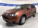 Thumbnail '4' of Mitsubishi Outlander