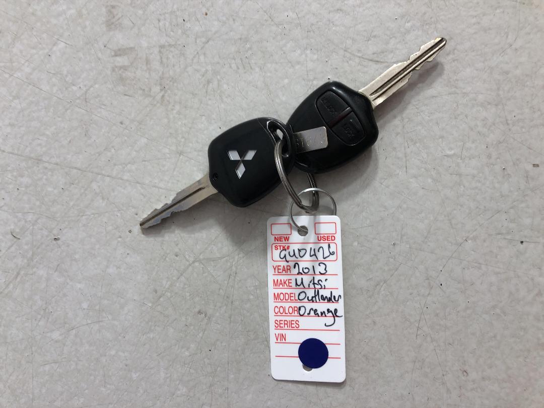 Photo '22' of Mitsubishi Outlander