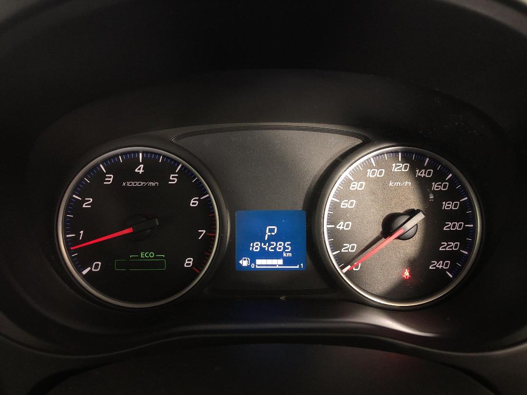 Photo '21' of Mitsubishi Outlander