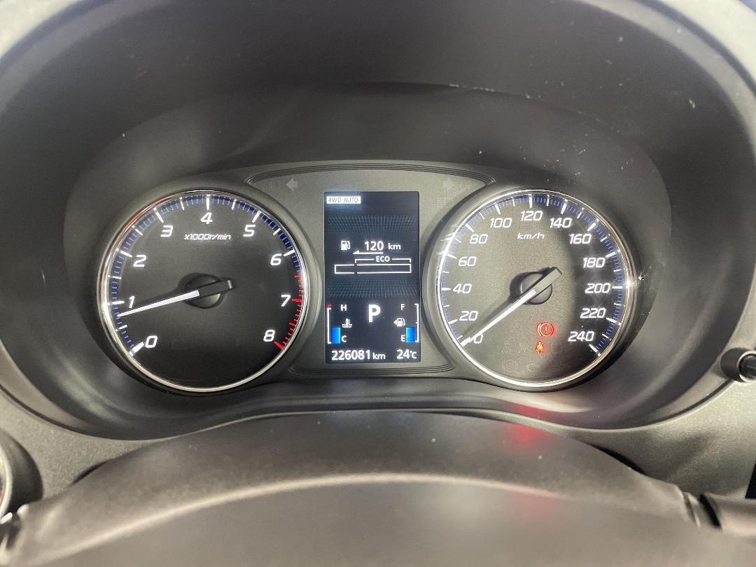 Photo '21' of Mitsubishi Outlander Photo '21' of Mitsubishi Outlander