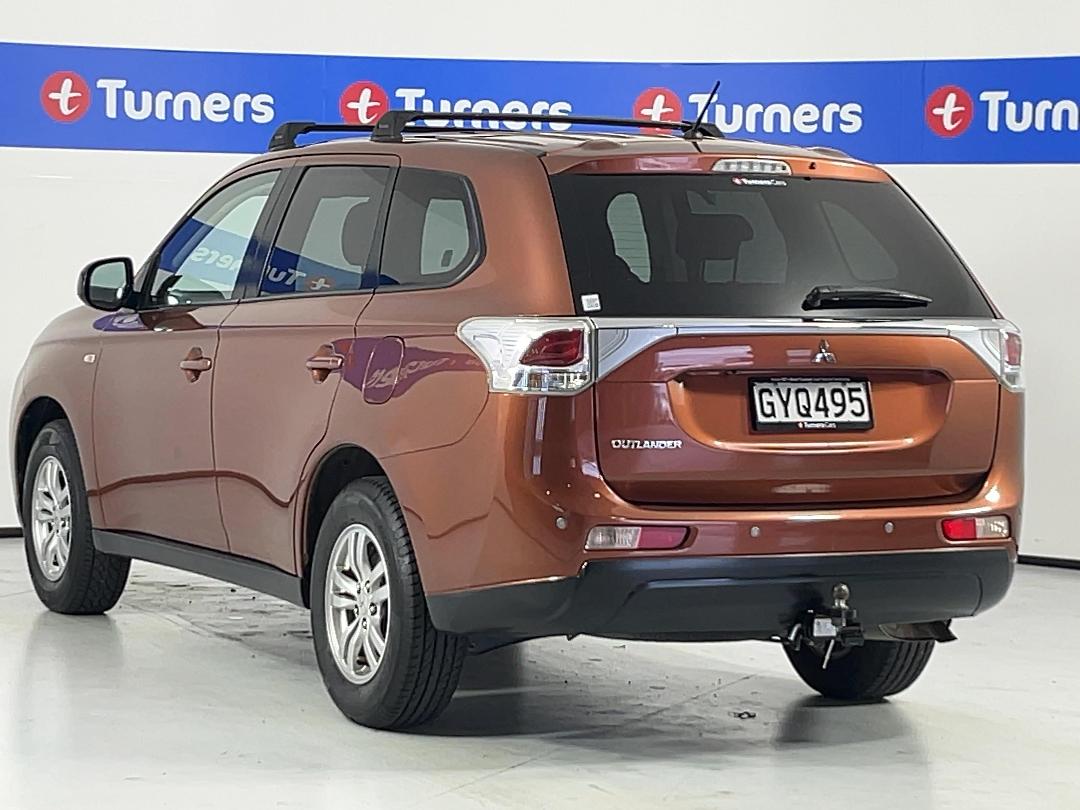 Photo '5' of Mitsubishi Outlander