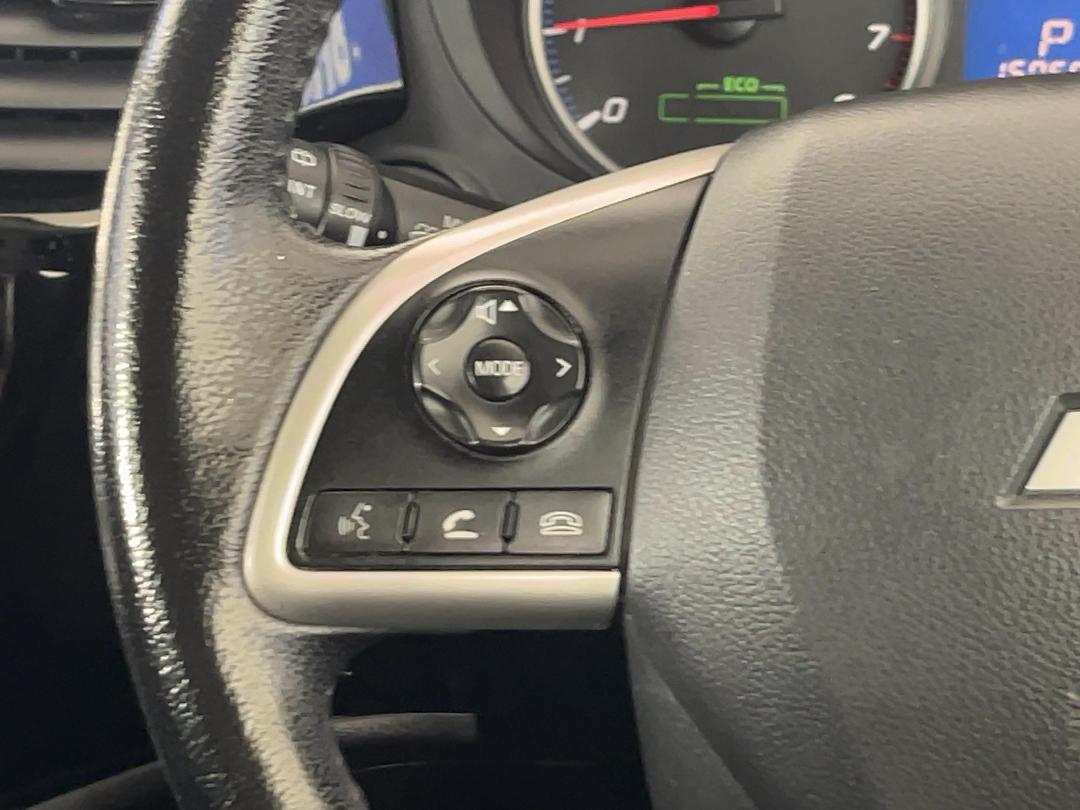 Photo '25' of Mitsubishi Outlander