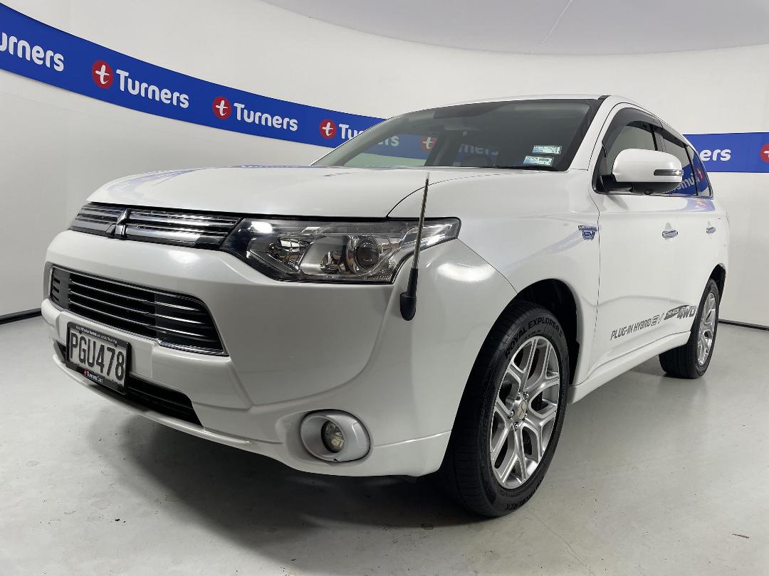 Photo '4' of Mitsubishi Outlander