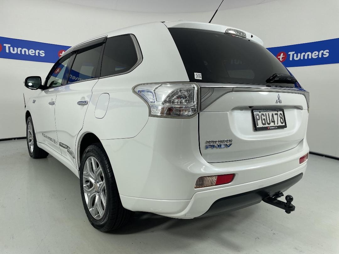 Photo '5' of Mitsubishi Outlander
