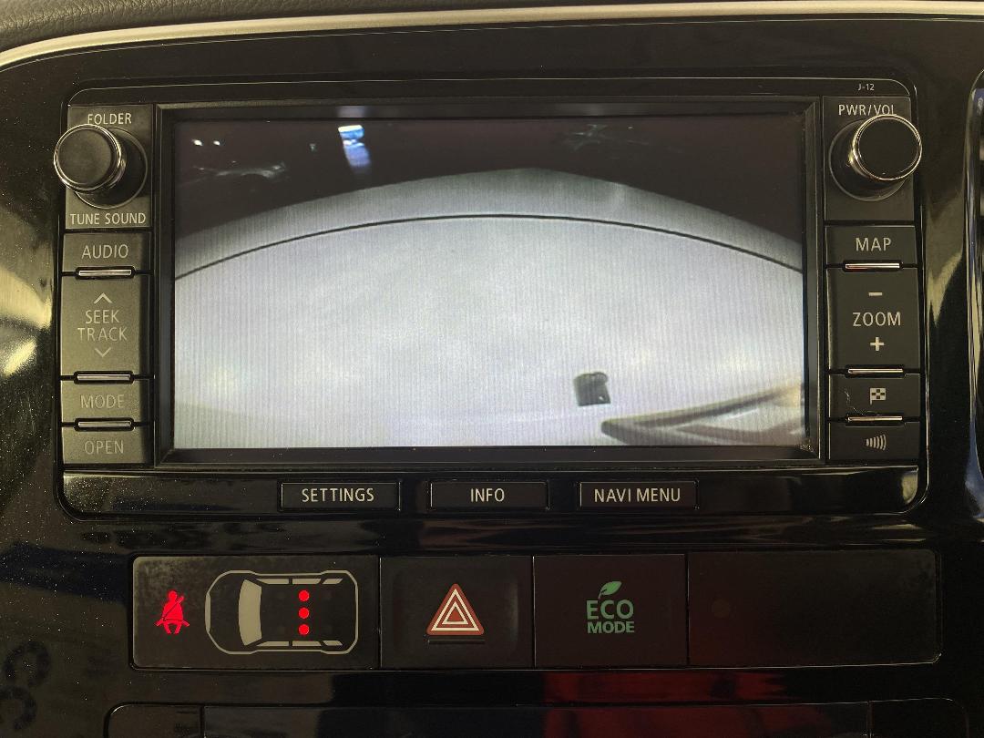 Photo '29' of Mitsubishi Outlander