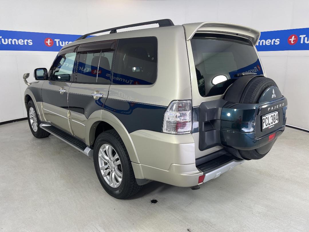 Photo '5' of Mitsubishi Pajero