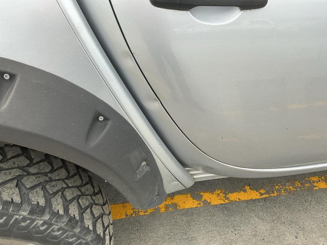 Photo '9' of Mitsubishi Triton D/CAB GL Photo '9' of Mitsubishi Triton D/CAB GL