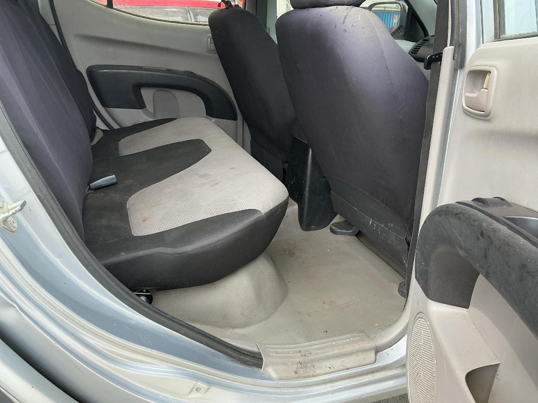 Photo '28' of Mitsubishi Triton D/CAB GL Photo '28' of Mitsubishi Triton D/CAB GL