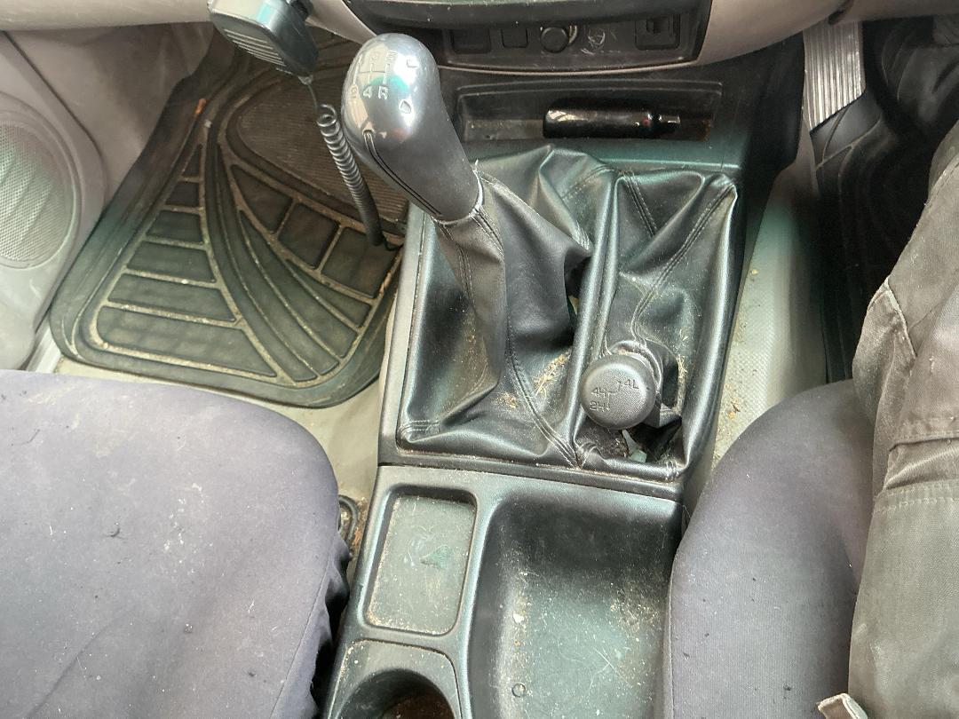 Photo '24' of Mitsubishi Triton D/CAB GL Photo '24' of Mitsubishi Triton D/CAB GL