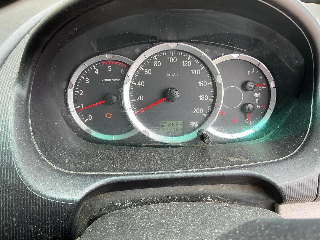 Photo '23' of Mitsubishi Triton D/CAB GL Photo '23' of Mitsubishi Triton D/CAB GL