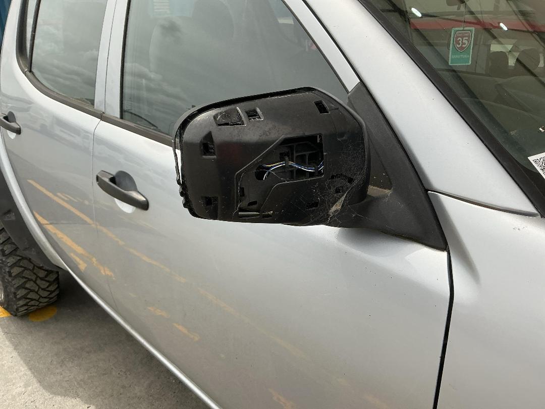 Photo '7' of Mitsubishi Triton D/CAB GL Photo '7' of Mitsubishi Triton D/CAB GL