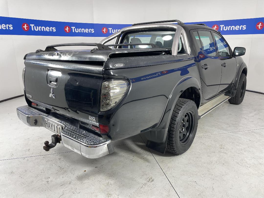 Photo '6' of Mitsubishi Triton D/CAB GL Photo '6' of Mitsubishi Triton D/CAB GL