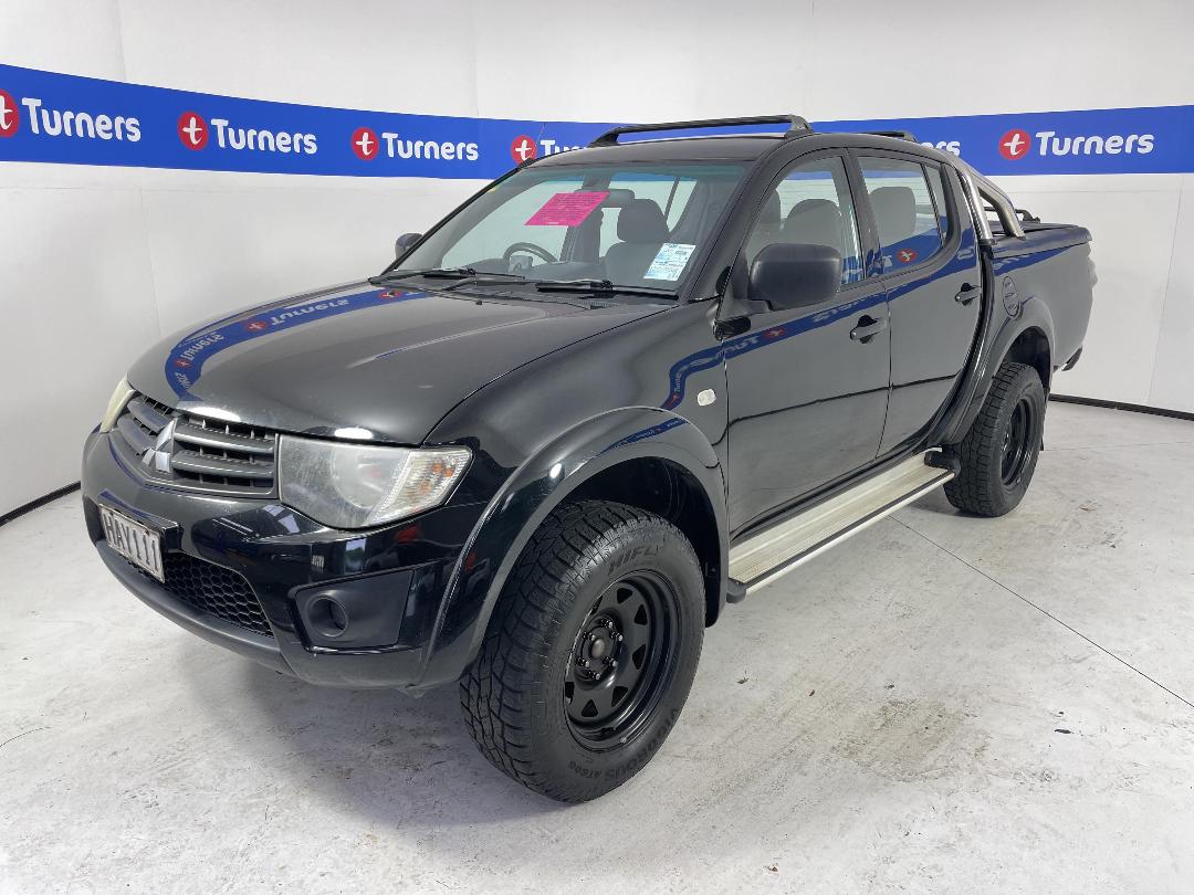 Photo '3' of Mitsubishi Triton D/CAB GL Photo '3' of Mitsubishi Triton D/CAB GL