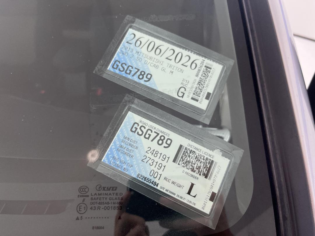 Photo '26' of Mitsubishi Triton