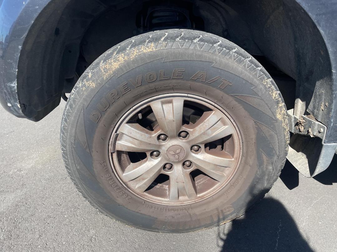 Photo '8' of Mitsubishi Triton D/CAB GLX