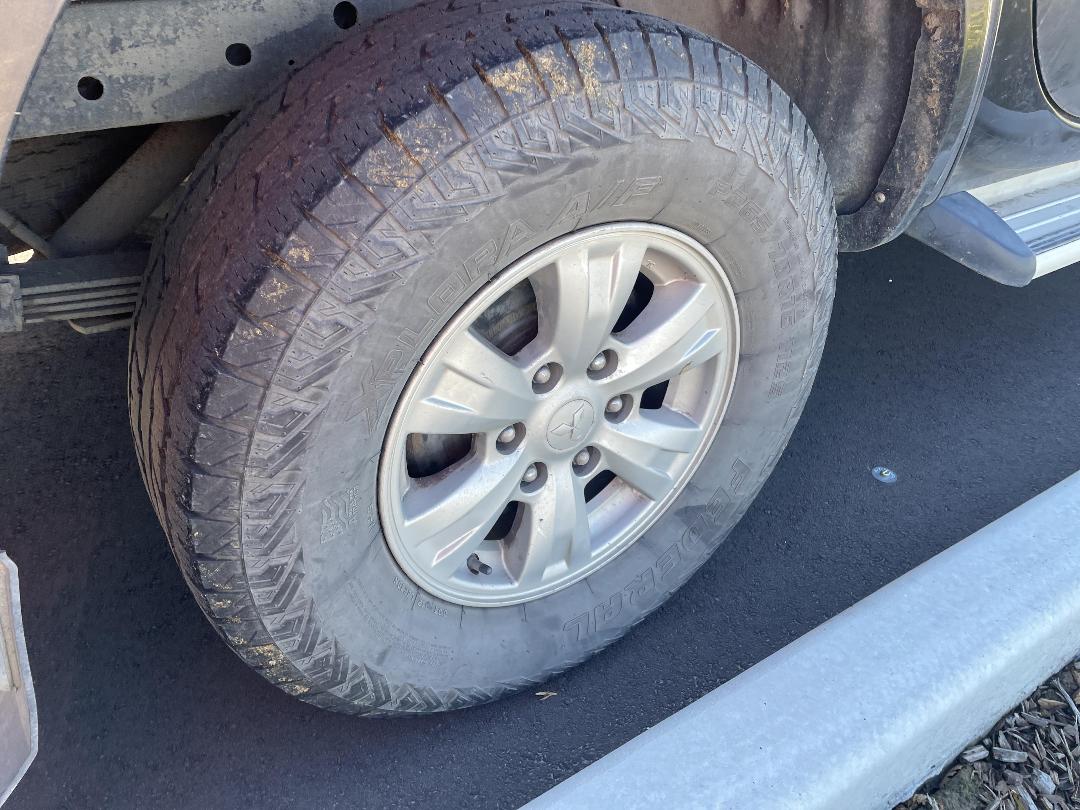 Photo '10' of Mitsubishi Triton D/CAB GLX