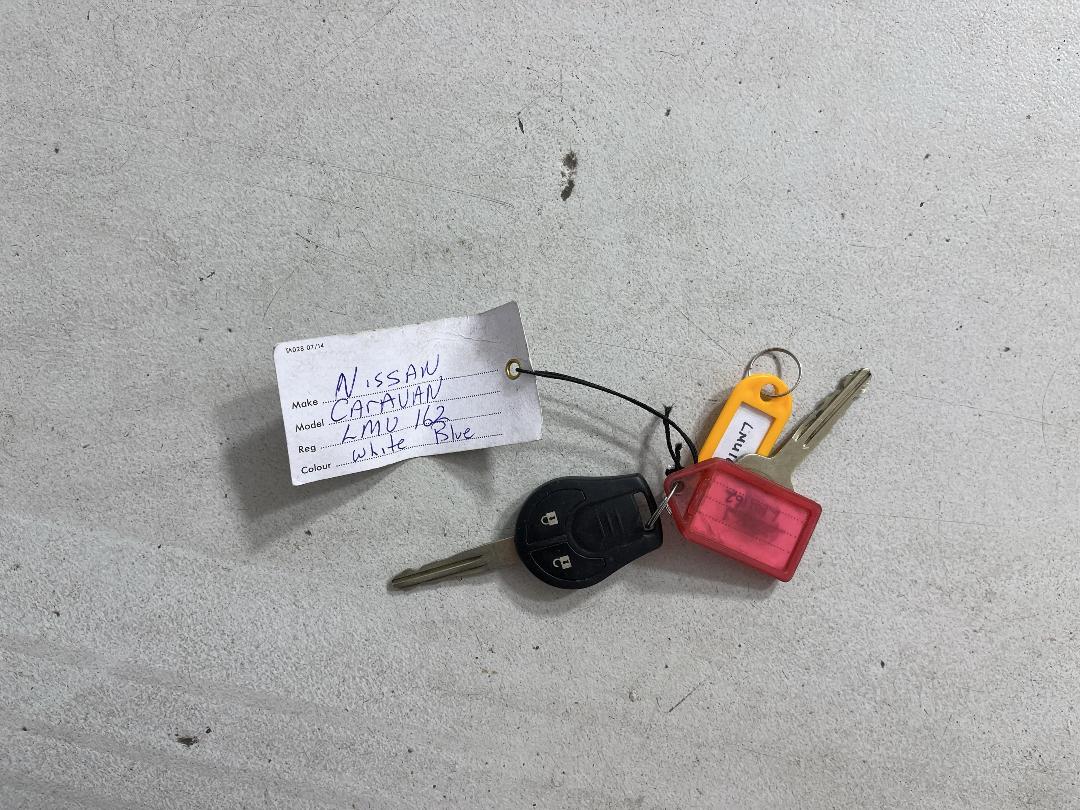 Photo '22' of Nissan Caravan