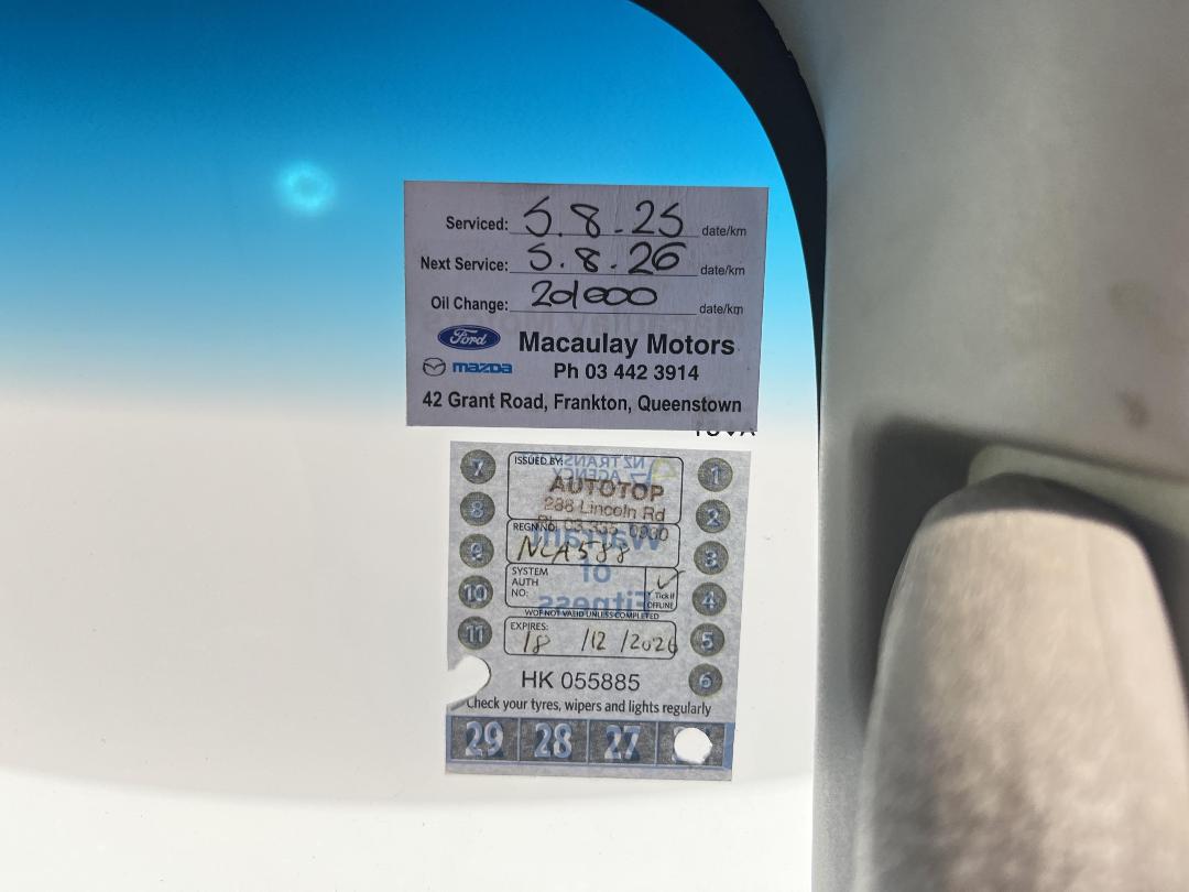 Photo '29' of Nissan Caravan Photo '29' of Nissan Caravan