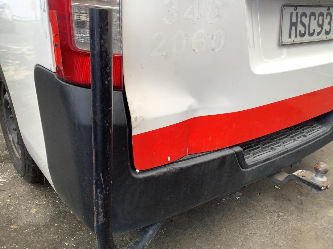 Photo '6' of Nissan Caravan NV350 Photo '6' of Nissan Caravan NV350