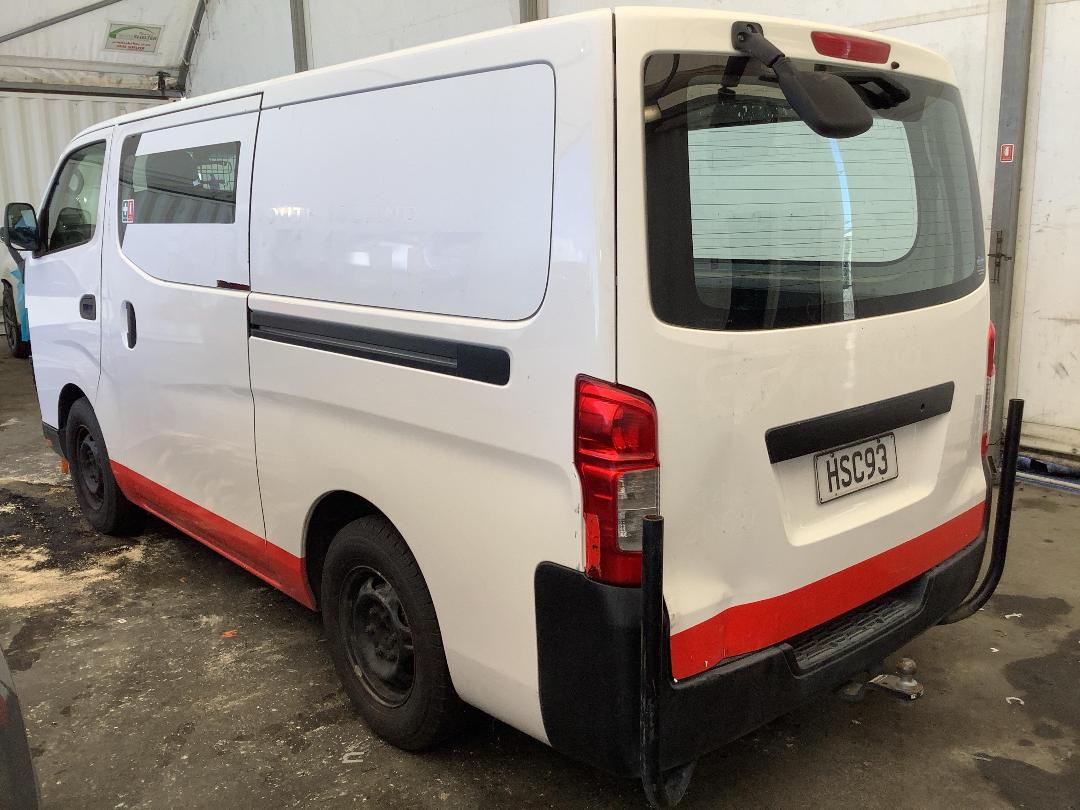 Photo '5' of Nissan Caravan NV350 Photo '5' of Nissan Caravan NV350