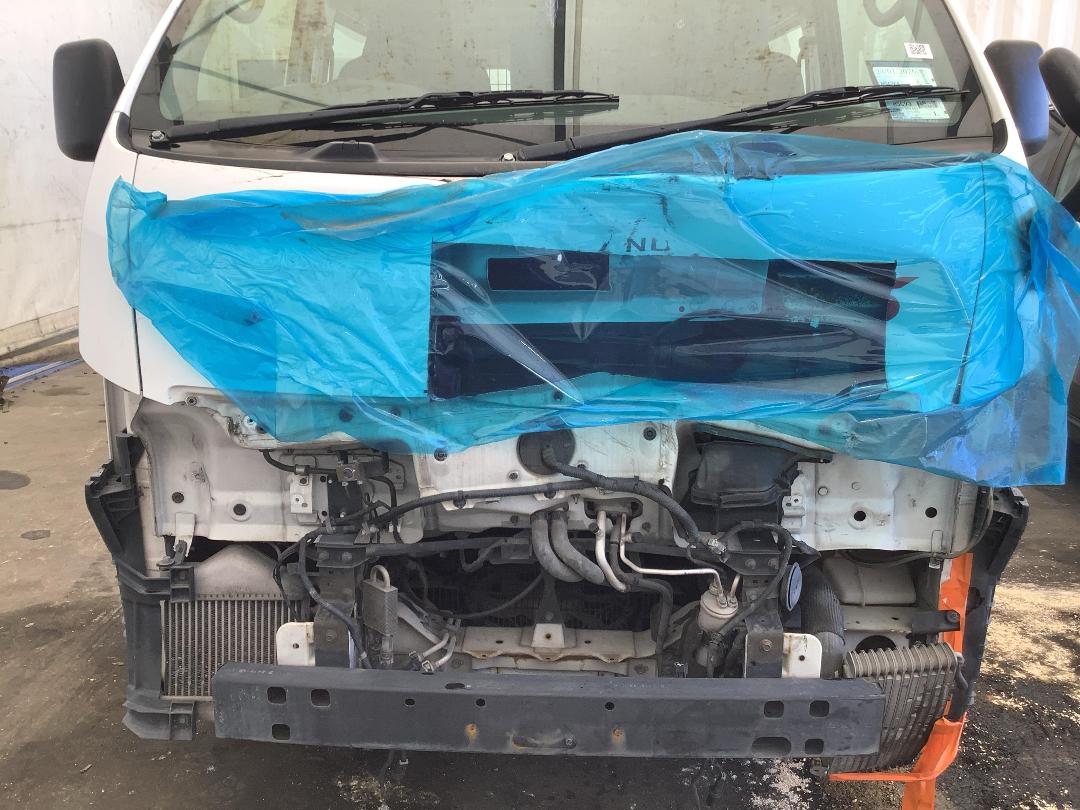 Photo '2' of Nissan Caravan NV350 Photo '2' of Nissan Caravan NV350