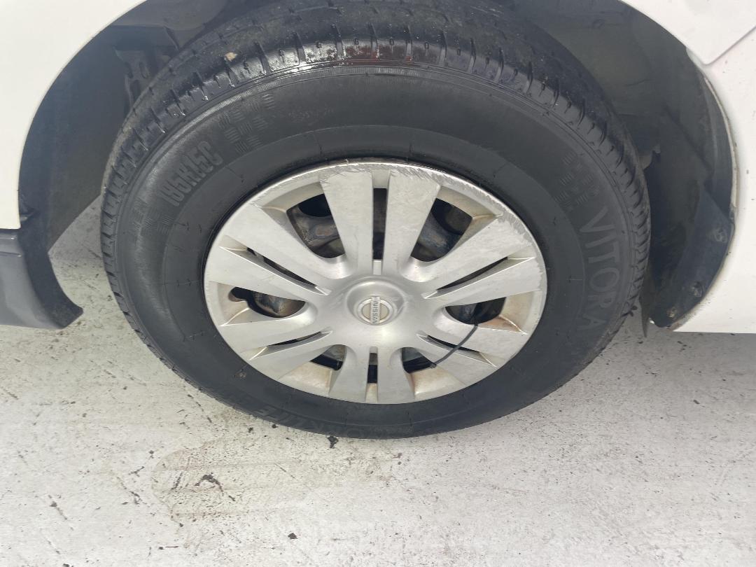 Photo '10' of Nissan Caravan Photo '10' of Nissan Caravan