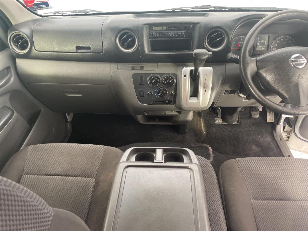 Photo '17' of Nissan Caravan Photo '17' of Nissan Caravan