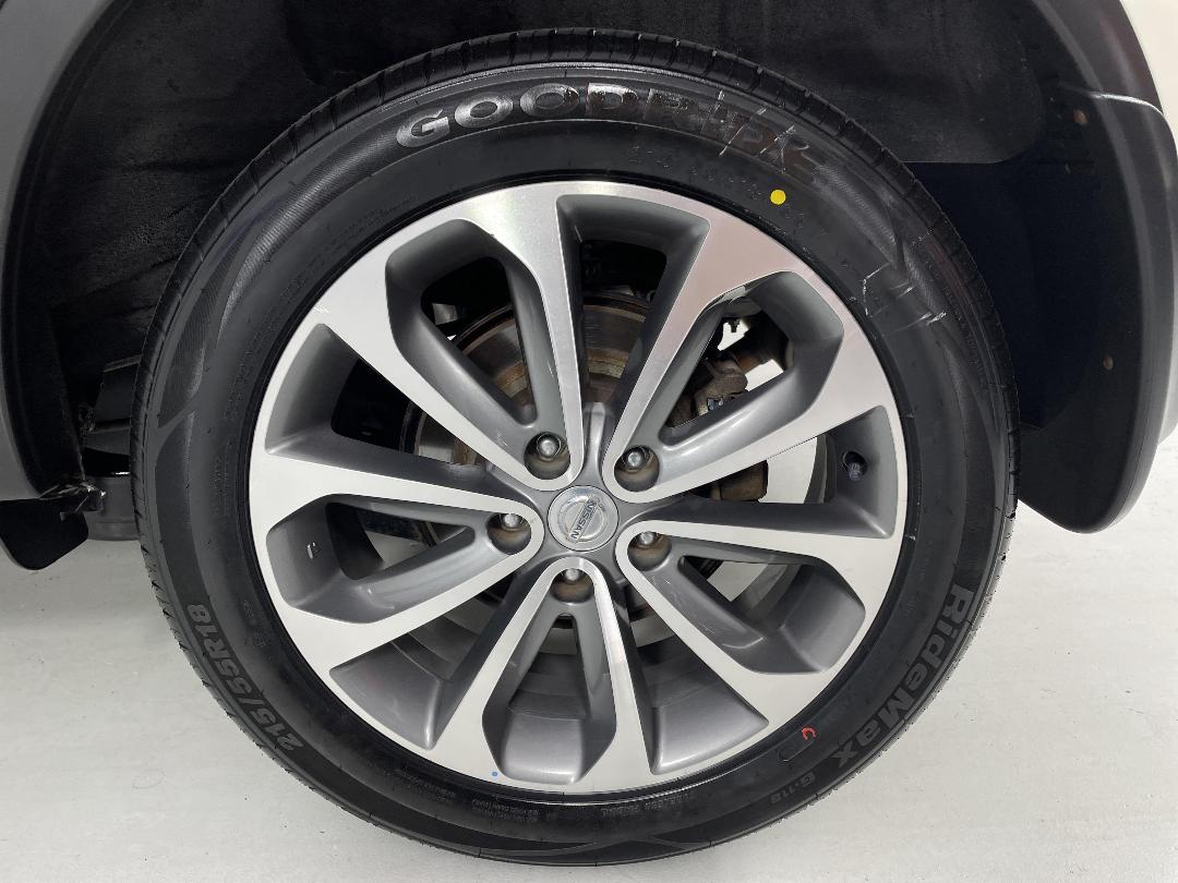 Photo '11' of Nissan Dualis