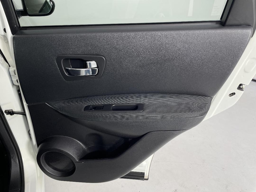 Photo '19' of Nissan Dualis