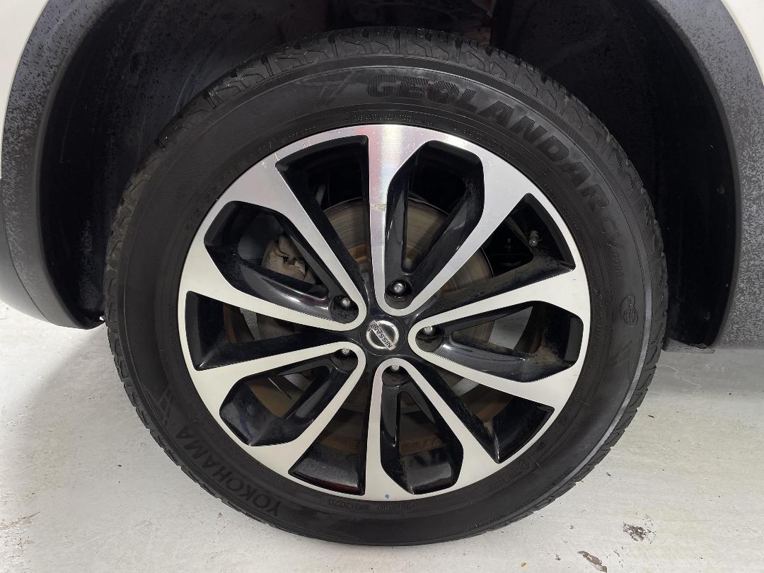 Photo '10' of Nissan Dualis