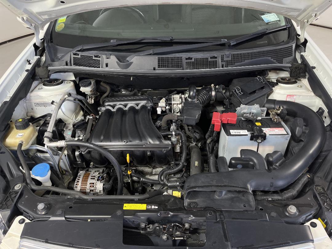 Photo '11' of Nissan Dualis