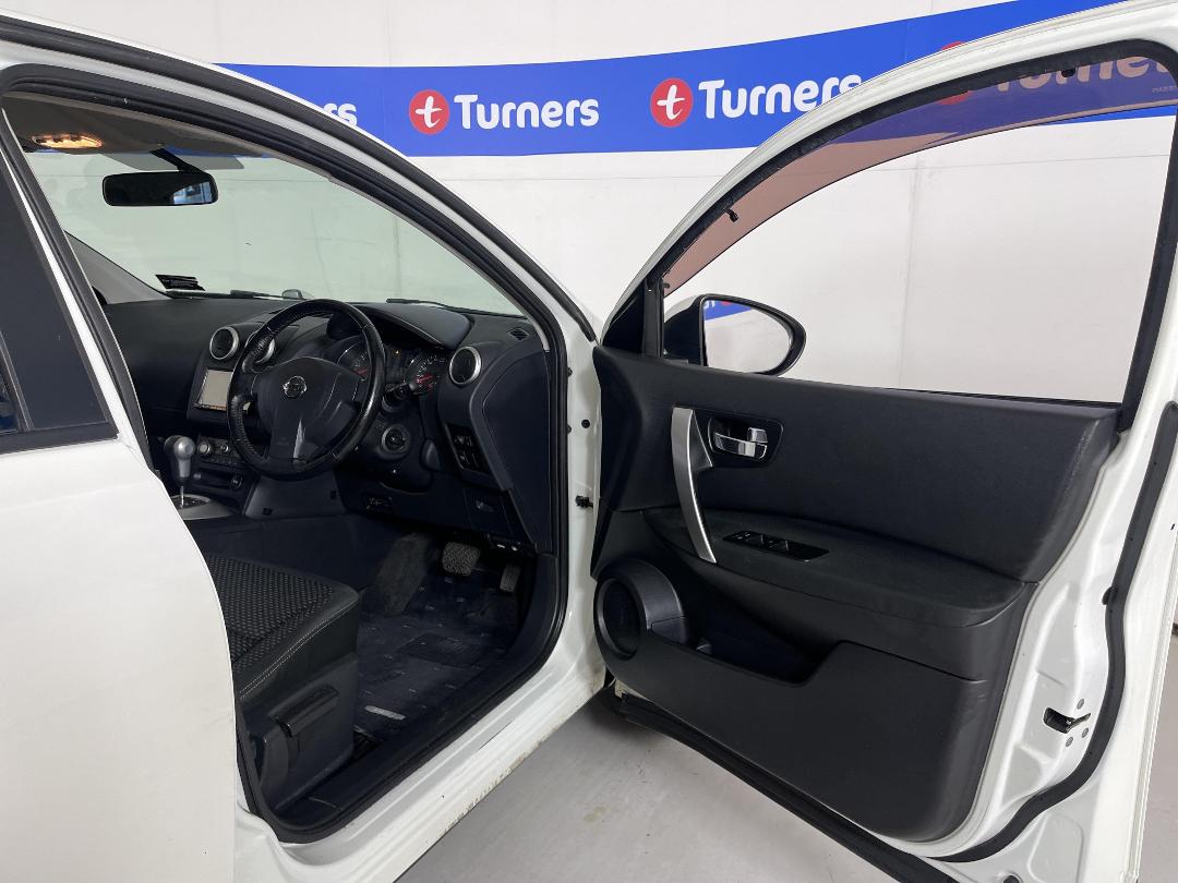 Photo '13' of Nissan Dualis