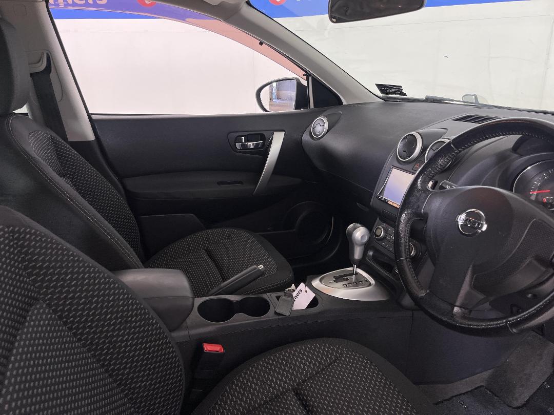 Photo '14' of Nissan Dualis